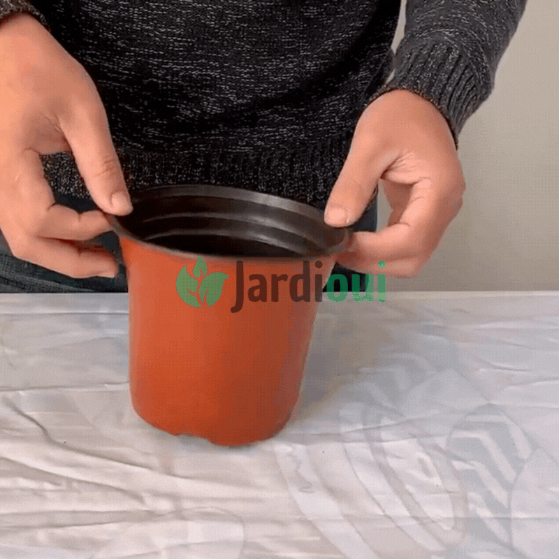 Herbruikbare plastic bloempot