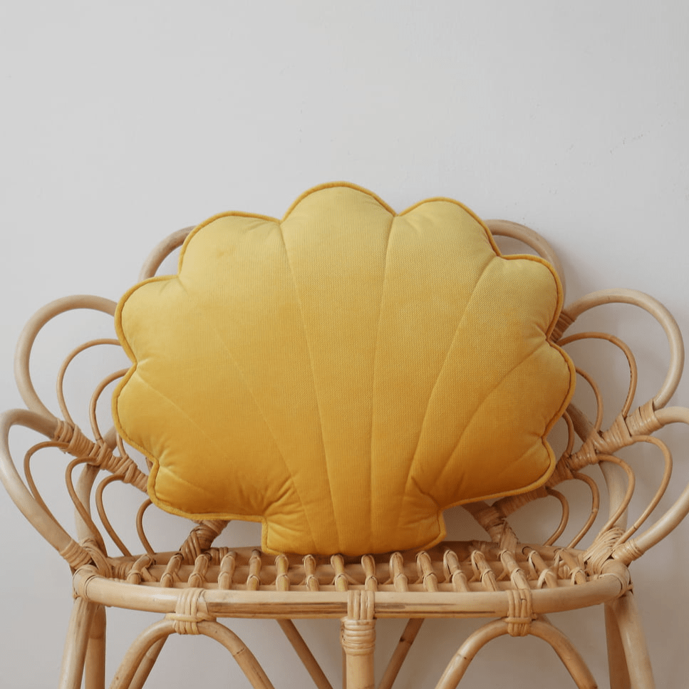 frJardioui Coussin Jaune / Moyen Coussin Coquillage en Velours