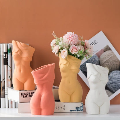 frJardioui Vase Corps de Femme en Céramique